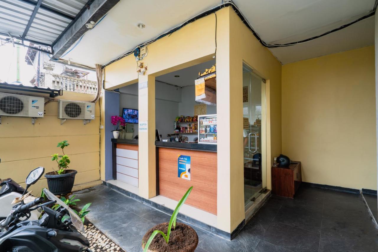 Guesthouse Cempaka Putih スミニャック エクステリア 写真