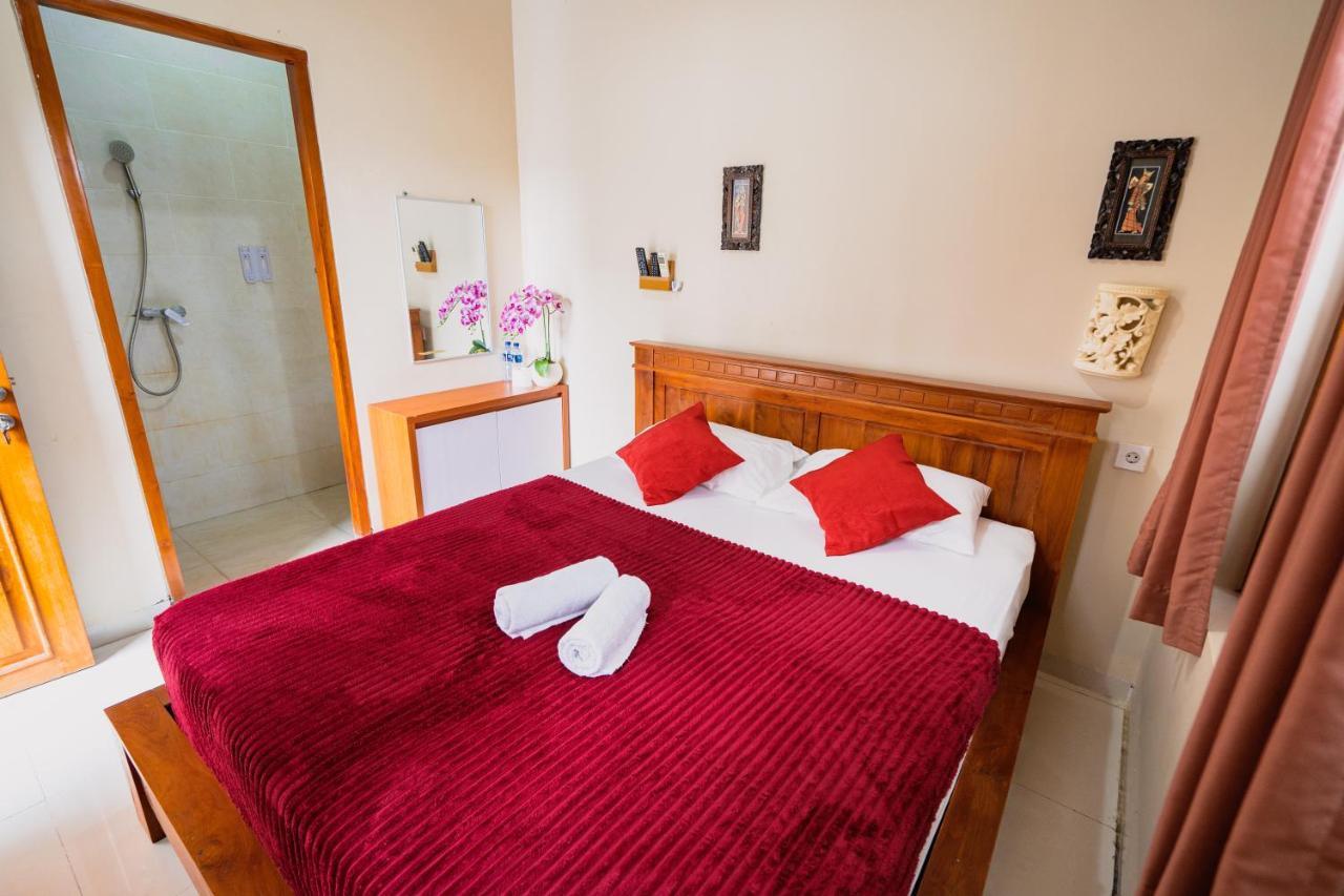 Guesthouse Cempaka Putih スミニャック エクステリア 写真