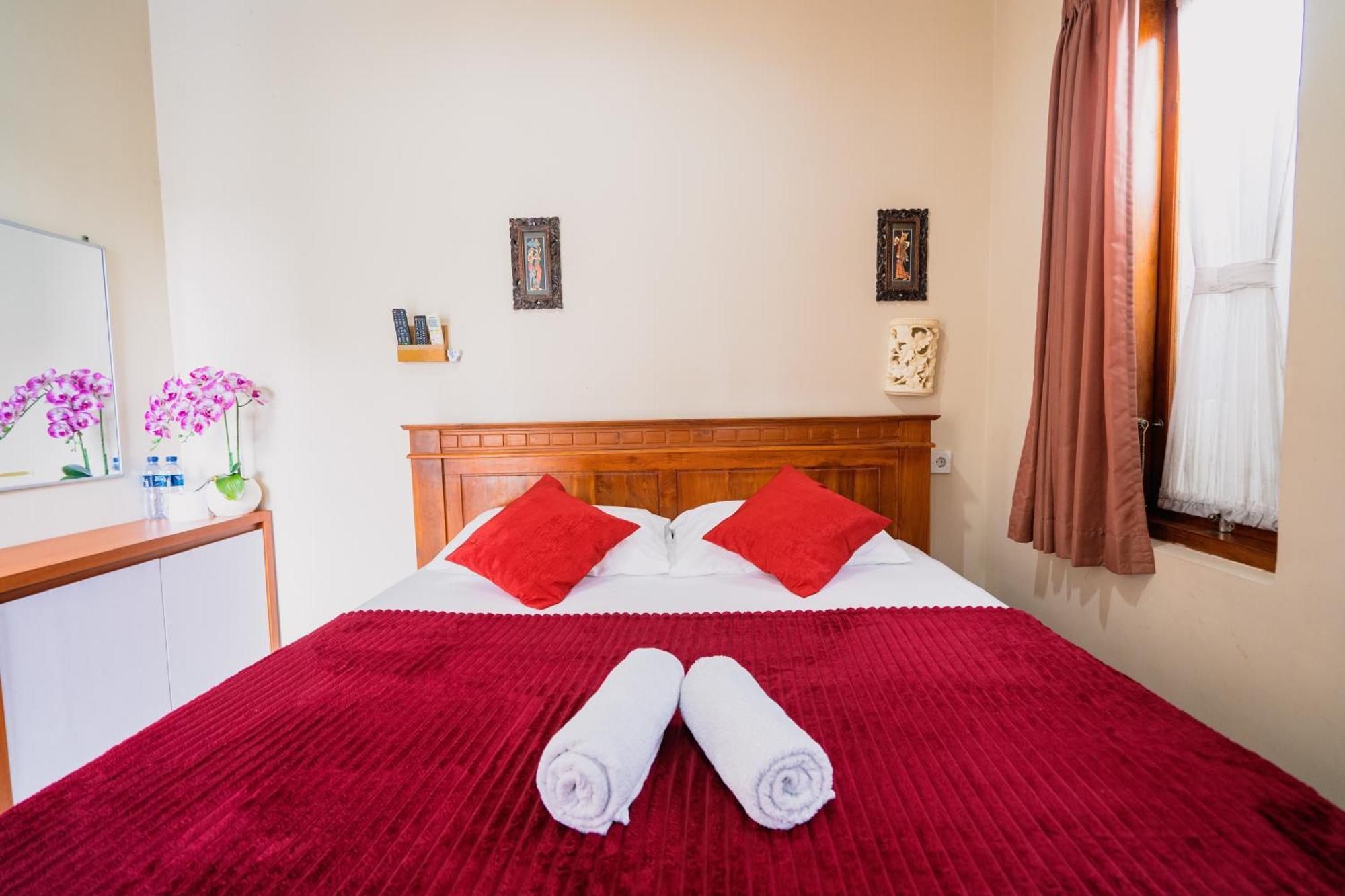 Guesthouse Cempaka Putih スミニャック エクステリア 写真